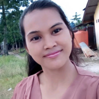Yuni Lia