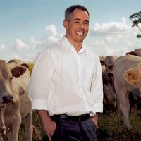 Carlos Gustavo De Camargo Ferraz Machado