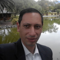Nicholas Karolys Pilagonia 张建国