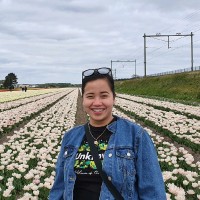 Louie Anna Ibanez Van Seggelen