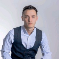 Яшар Усманов