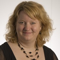 Anne Warth
