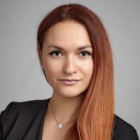 Dr. Natalja Geisari