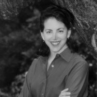 Marcela Davison Aviles