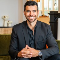 Luis Melo - Land Investor