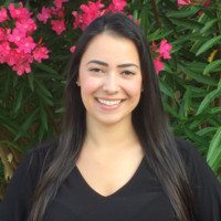 Sofia Thompson, Mba
