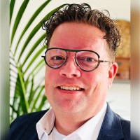 Dennis Lucht