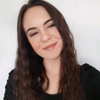 Karina Gelencser