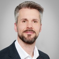 Bastian Valbert