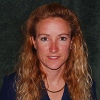 Beth Warren, Pe