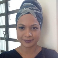 Flávia de Oliveira Aníbal dos Santos