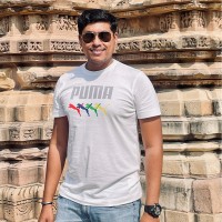 Varun B.