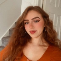 Neve Cook
