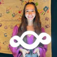 Marina Machado Caliento