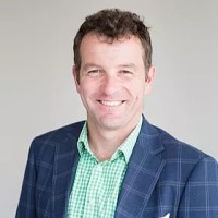 Jonathan Pooch (he/him)