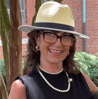 Deanna Carr