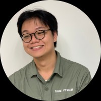 Po-Yi Lu