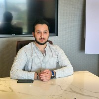 Arian Taraz