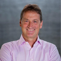 Dr. Jörg Rühle