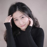 Molly Tang