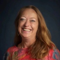 Sandra Van Hussel
