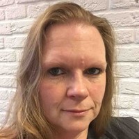 Fiona Stam