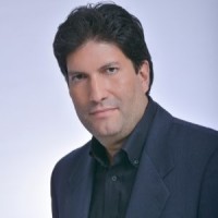 Mario Carias, Cfa
