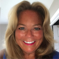 Anne McQuillen
