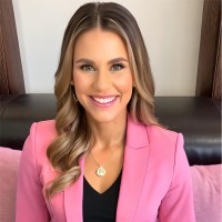 Nicole Cedillo, Mba