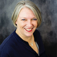 Deanna Dykes