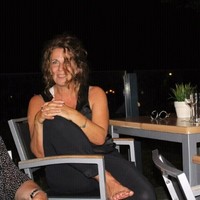 Anita Bours