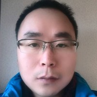 吴刚平