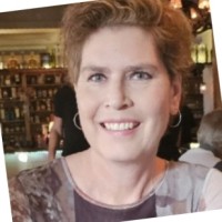 Monique Van Veen