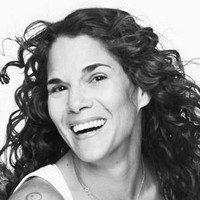 Pamela Zoolalian