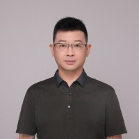 Zixiu He (老何Ivan)