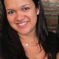 Emanuelle Moreira