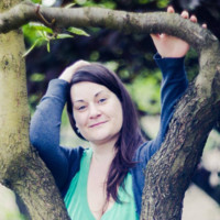 Eszter Csáki
