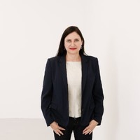 Andrea Hinteregger De Mayo