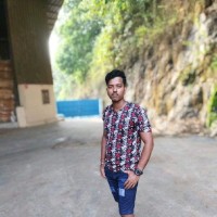 Muna Giri