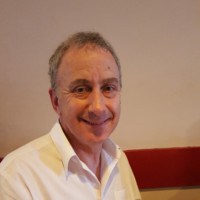 Robert Kemp