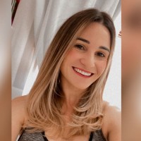 Paula Lang Nascimento