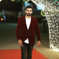 Vignesh Ravikumar