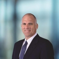 Christopher Hess, Cfa
