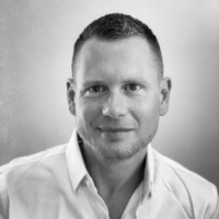 Dan B.