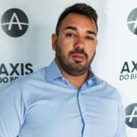 Roni Dourado