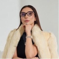 Neelofer K.