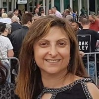 Suzanne Amirian Arroyo