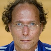 Dr. Henri Korver