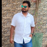 Vijayakrishnan V