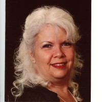Phyllis Anders